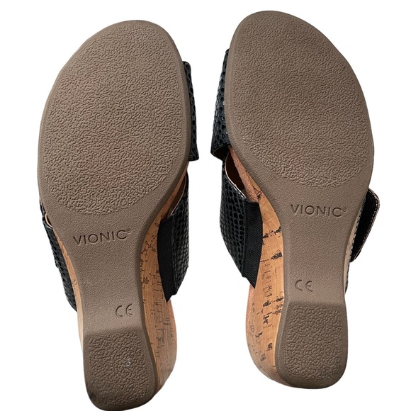 VIONIC Leticia Wedge Black Velcro Sandal EUC Size 6.5 - Picture 11 of 15